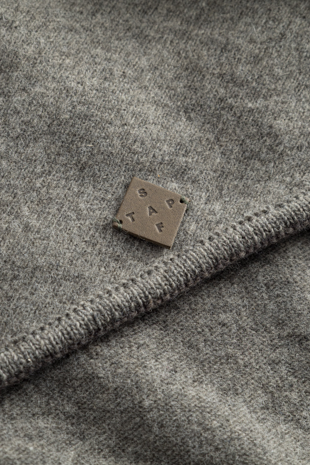 Stapf Women Scarf Bibi – 100% virgin wool, sustainable – grey - 99193903-816