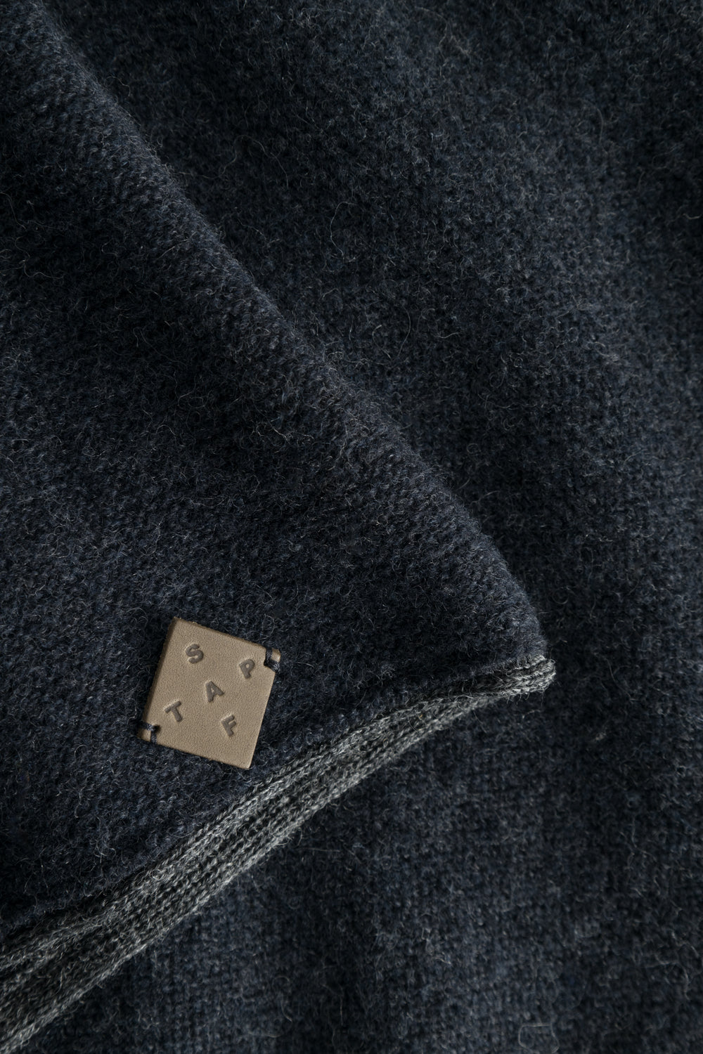 Damen Strickjacke Dorika #Farbe_600 - nachtblau