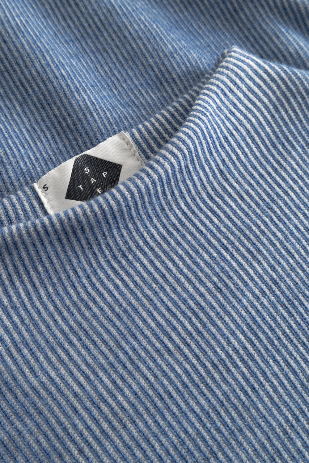 Women's Sweater Nekita