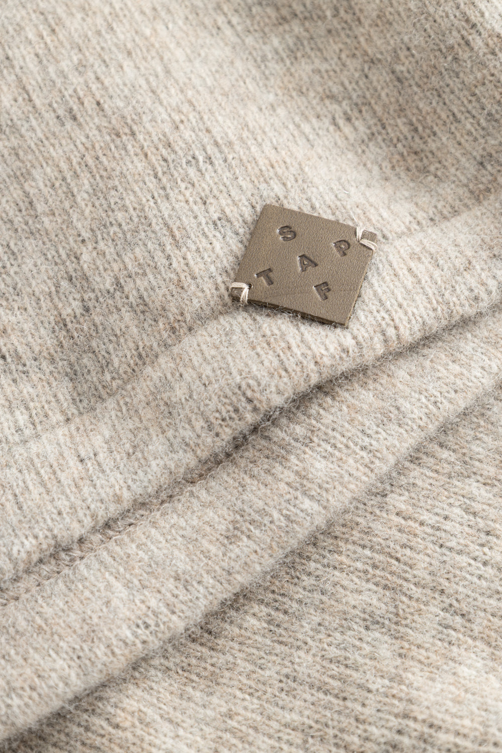 Damen Pullover Nicoletta – Boxy Fit, Doubleface-Walk aus 50% Lammwolle & 50% GOTS-zertifizierter Baumwolle-88760300-807