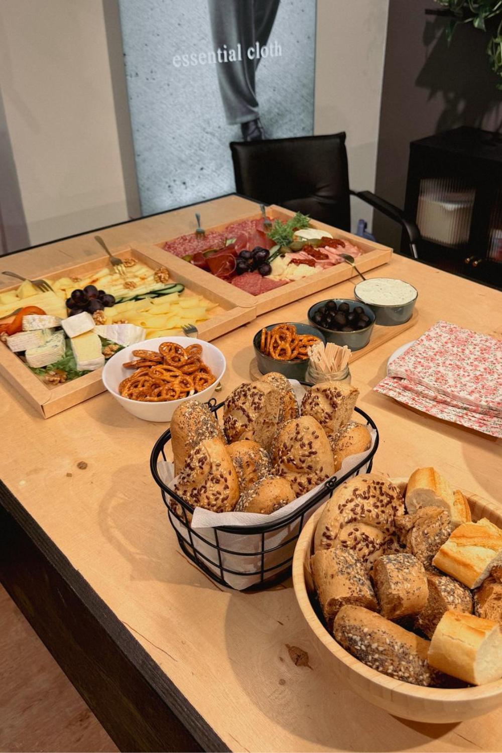 Leadership Stapf Experience Store and Production including Tyrolean Organic Board Snack