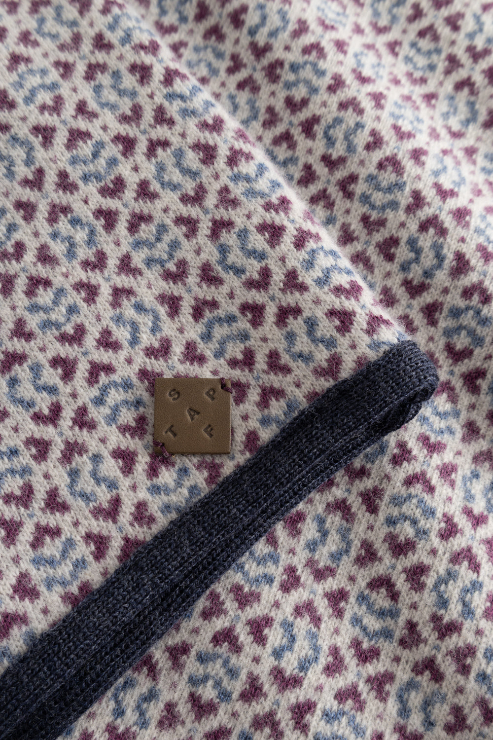 Women's Sweater Nevana